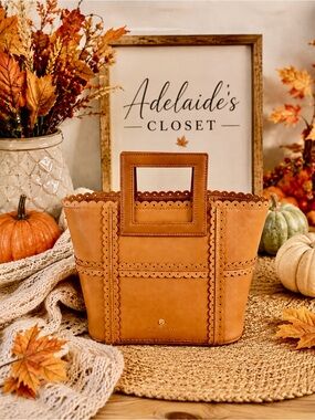 Spartina 449 Siren Valentina Pecan Leather Scalloped Tote VGUC